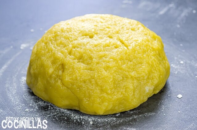 Empanadillas de pollo caseras (masa de empanadillas)